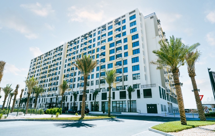 Una Apartments