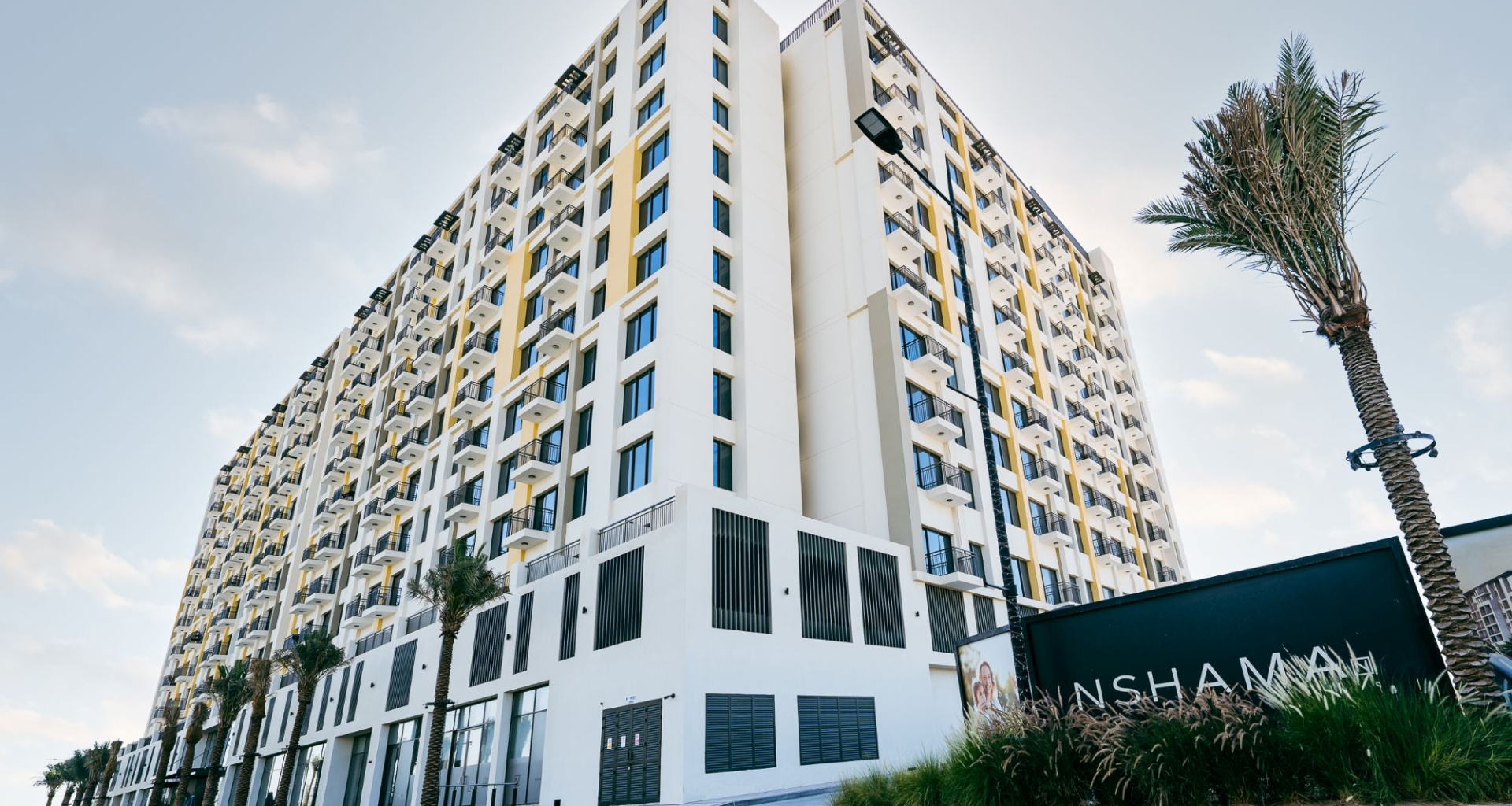 Una Apartments